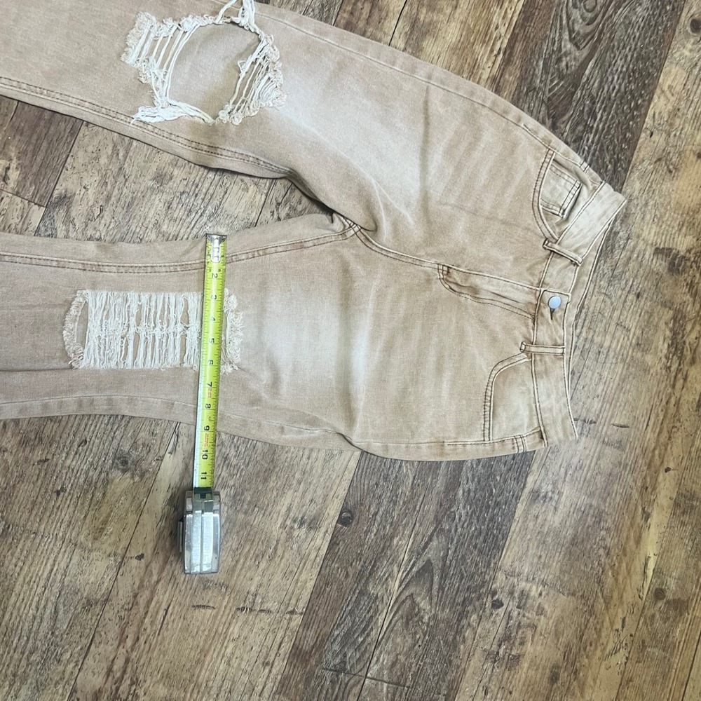 Unbranded Tan Distressed Flare Jeans High Rise Ripped Raw Hem Sand Wash Size M - Picture 4 of 10